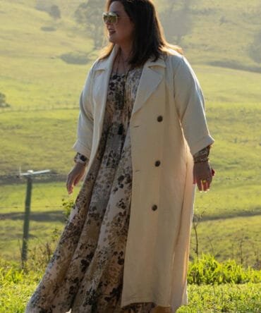 Melissa McCarthy Nine Perfect Strangers Tv Series Frances Welty White Trench Coat