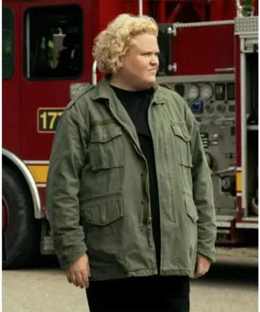 Fortune Feimster Fubar S02 Green Jacket